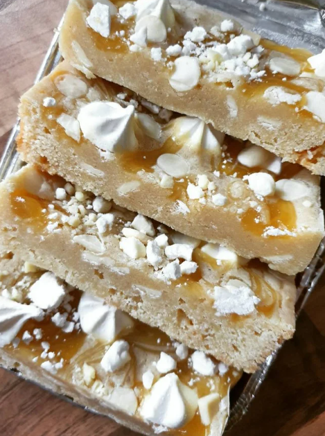 Lemon Meringue Blondies