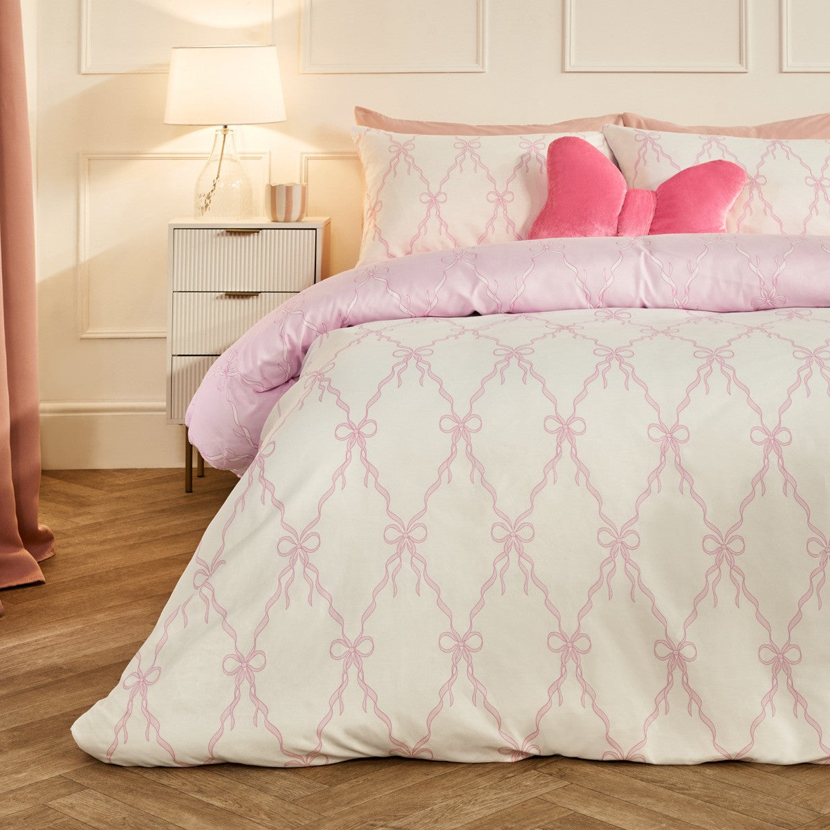 Bow Ribbon Print Reversible Duvet Cover Set - Pink/White
