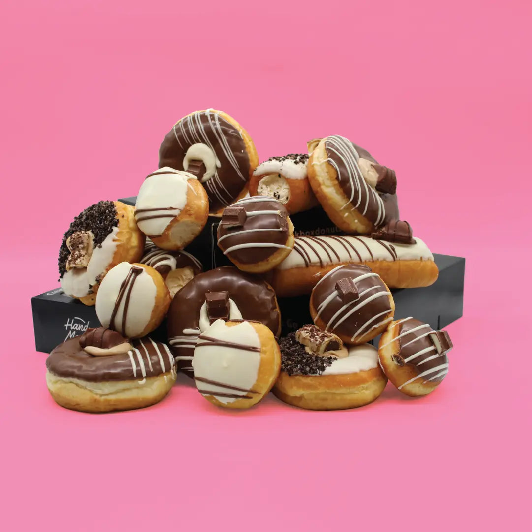 The Ultimate Kinder Box - Donnollis, Donuts and Little Dohs