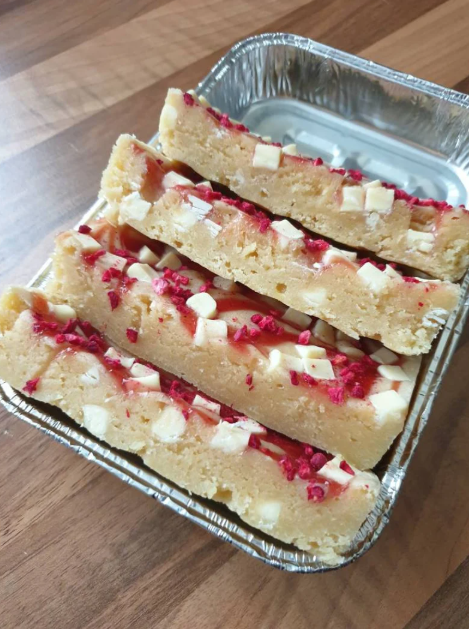 White Chocolate & Raspberry Blondies