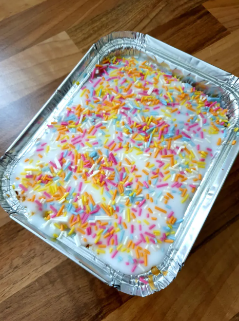 Sprinkle school cake traybake